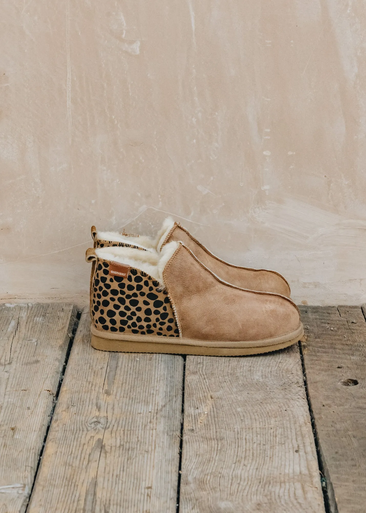 Annie Slippers in Leopard Chestnut