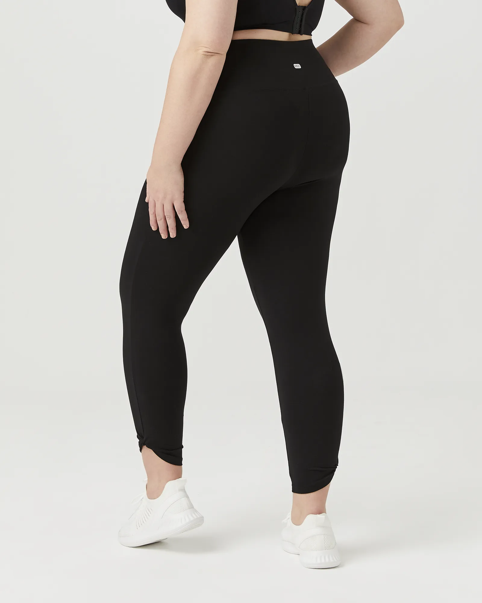 Naya Cropped Legging | Black