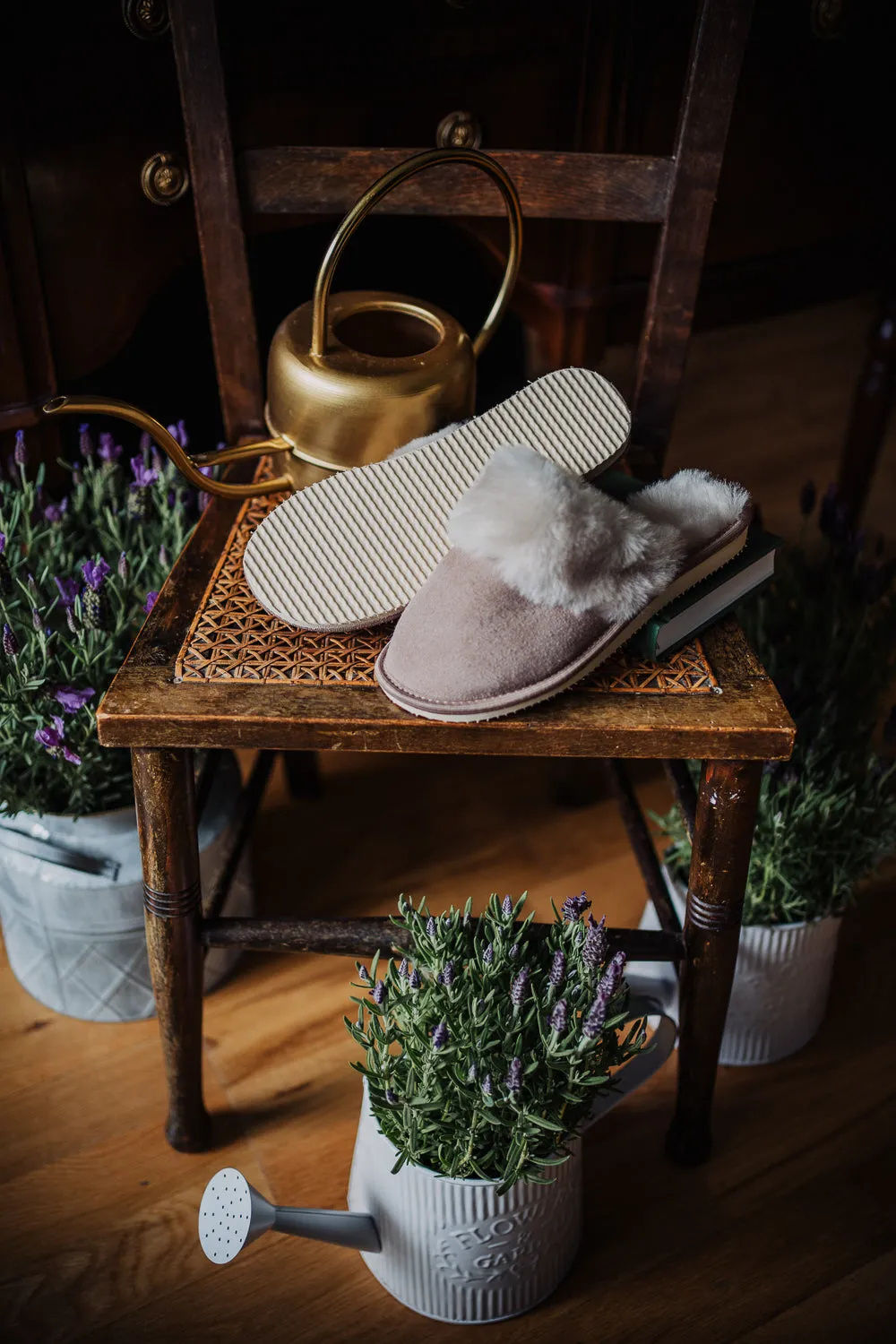 Sheepskin slip-on slippers Beige